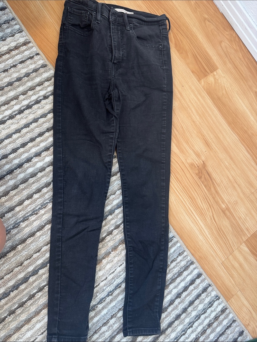Levi's Black Mile High Super Skinny Jeans